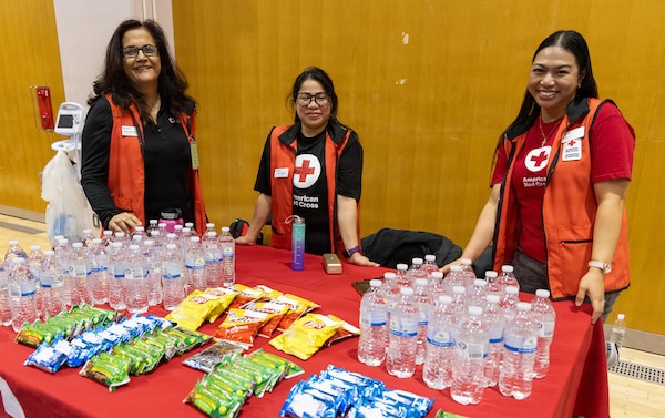 YOKOSUKA, Japan (Feb. 25, 2026) — American Red Cross Yokosuka volunteers support donors with refreshments following their blood donations at Yokosuka’s Fleet Recreation Gym. U.S. Naval Hospital (USNH) Yokosuka, in partnership with the Armed Services Blood Bank Center (ASBBC) Okinawa, hosted a two-day blood drive at Commander, Fleet Activities Yokosuka’s Fleet Recreation Gym, Feb. 25–26, collecting 179 units of whole blood in support of operational readiness across the Indo-Pacific region. (U.S. Navy photo by Daniel Taylor/USNMRTC Yokosuka Public Affairs)