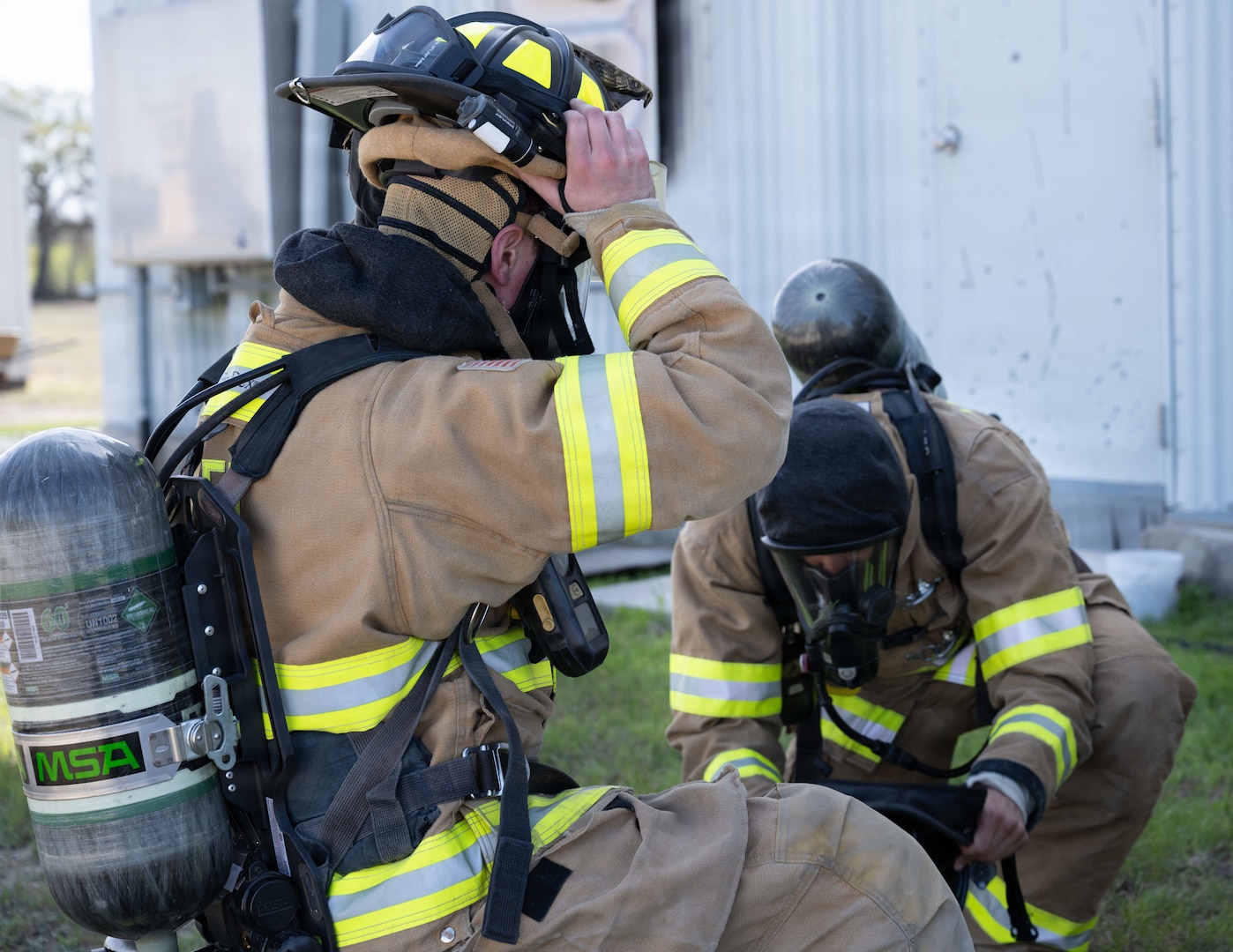 Joint firefighters collaborate, compete and test their abilities