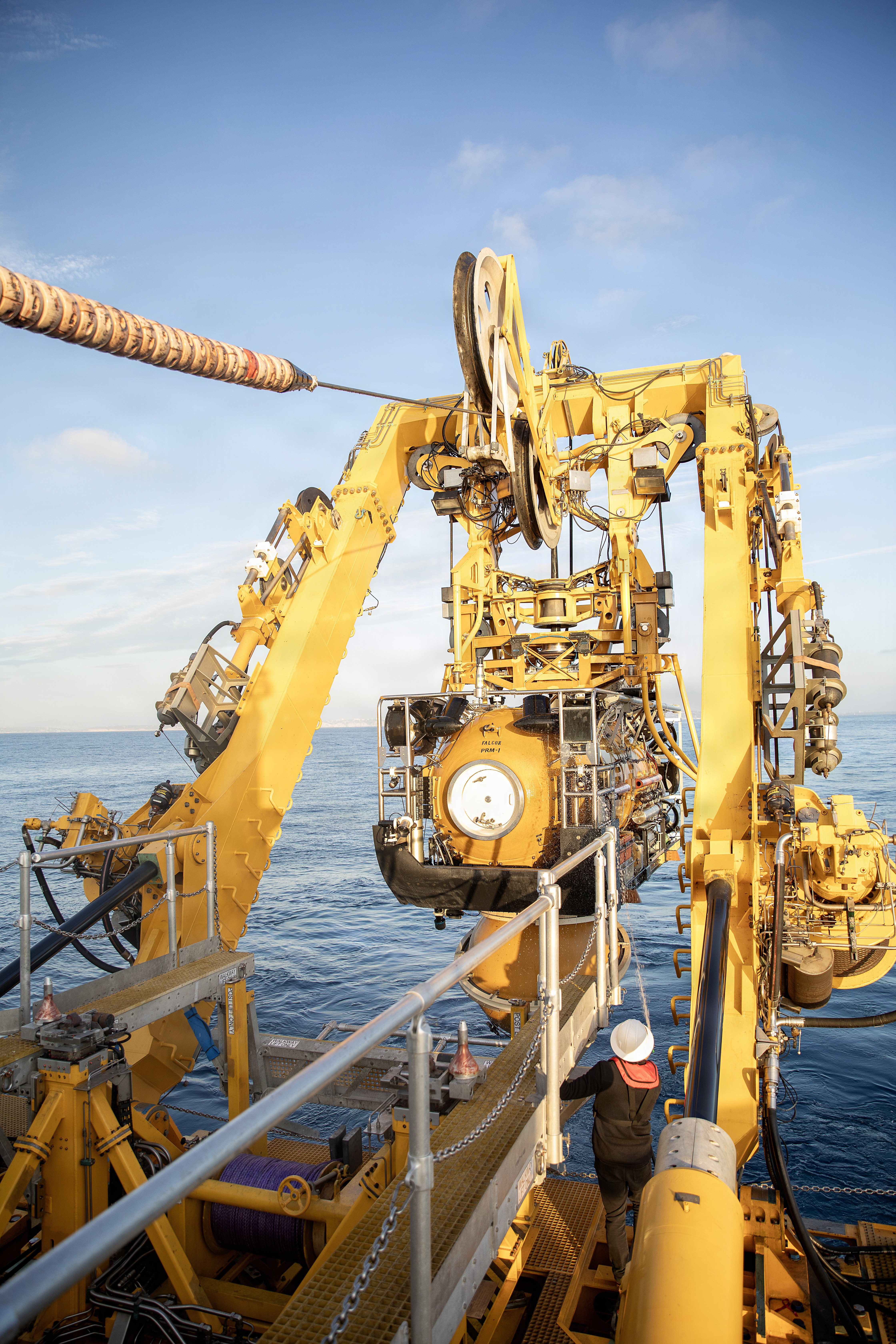 Submarine Rescue Diving and Recompression System Completes ...