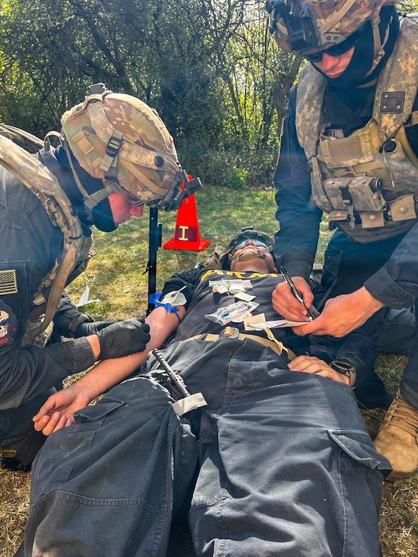 Working under cover: Active duty, Army Reserve medics at Combined Resolve 26-07