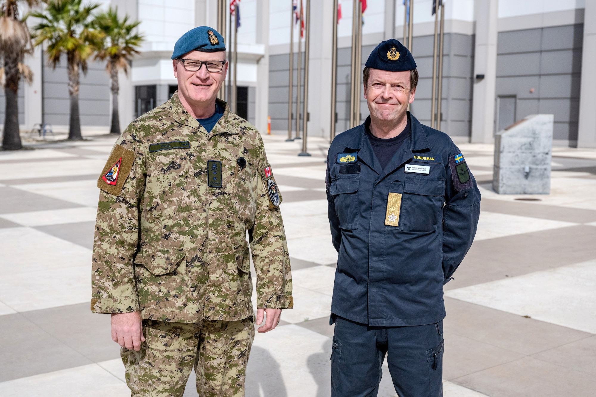 Two soldier spose