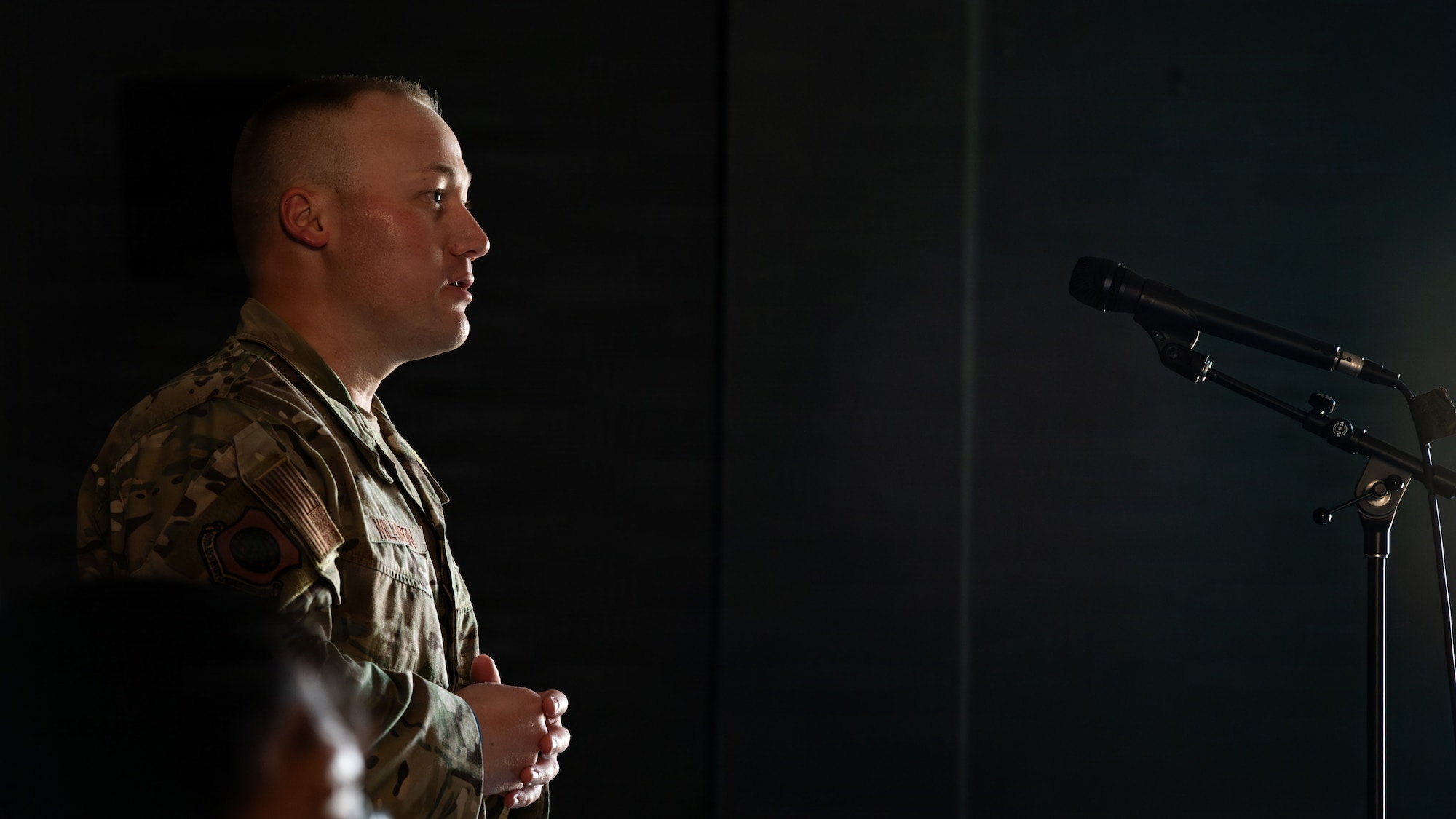 A U.S. Airman assigned to the 51st Fighter Wing asks a question during the Seventh Air Force Leadership Development Series at Osan Air Base, Republic of Korea, April 24, 2026. The goal of the LDS is to elevate operational readiness and foster a culture of continuous improvement across the Air Force. (U.S. Air Force photo by Senior Airman Jessica Mun)