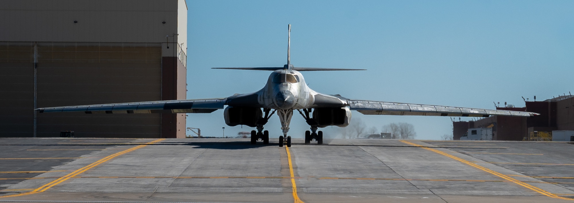 stripped b1 test flight