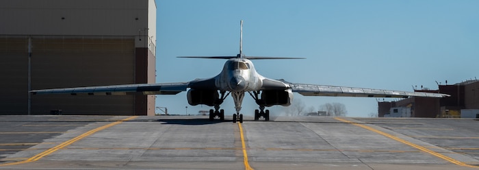 stripped b1 test flight
