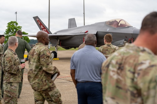 National Security Forum and Gathering of Eagles attendees view an F-35 Lightning II aircraft assigned to the 187th Fighter Wing during an Airpower demonstration at Maxwell Air Force Base, Alabama, May 6, 2026.