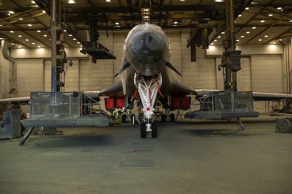 b1 inside paint shop