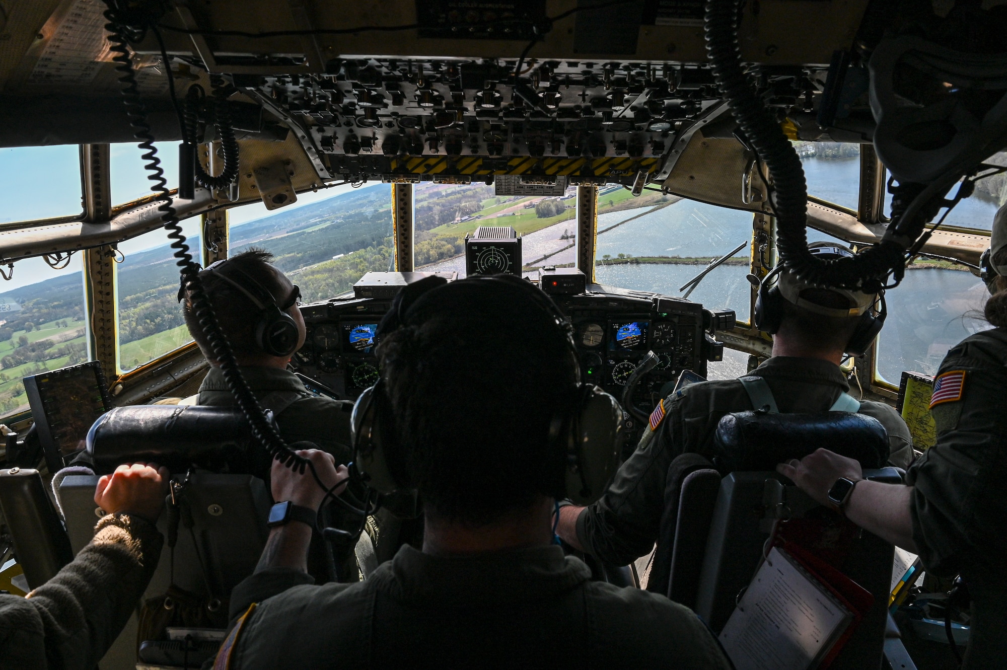 U.S. Air Force Airmen assigned to the 180th Airlift Squadron fly a C-130H Hercules aircraft assigned to the 139th Airlift Wing during Hussar Saber 26-1.