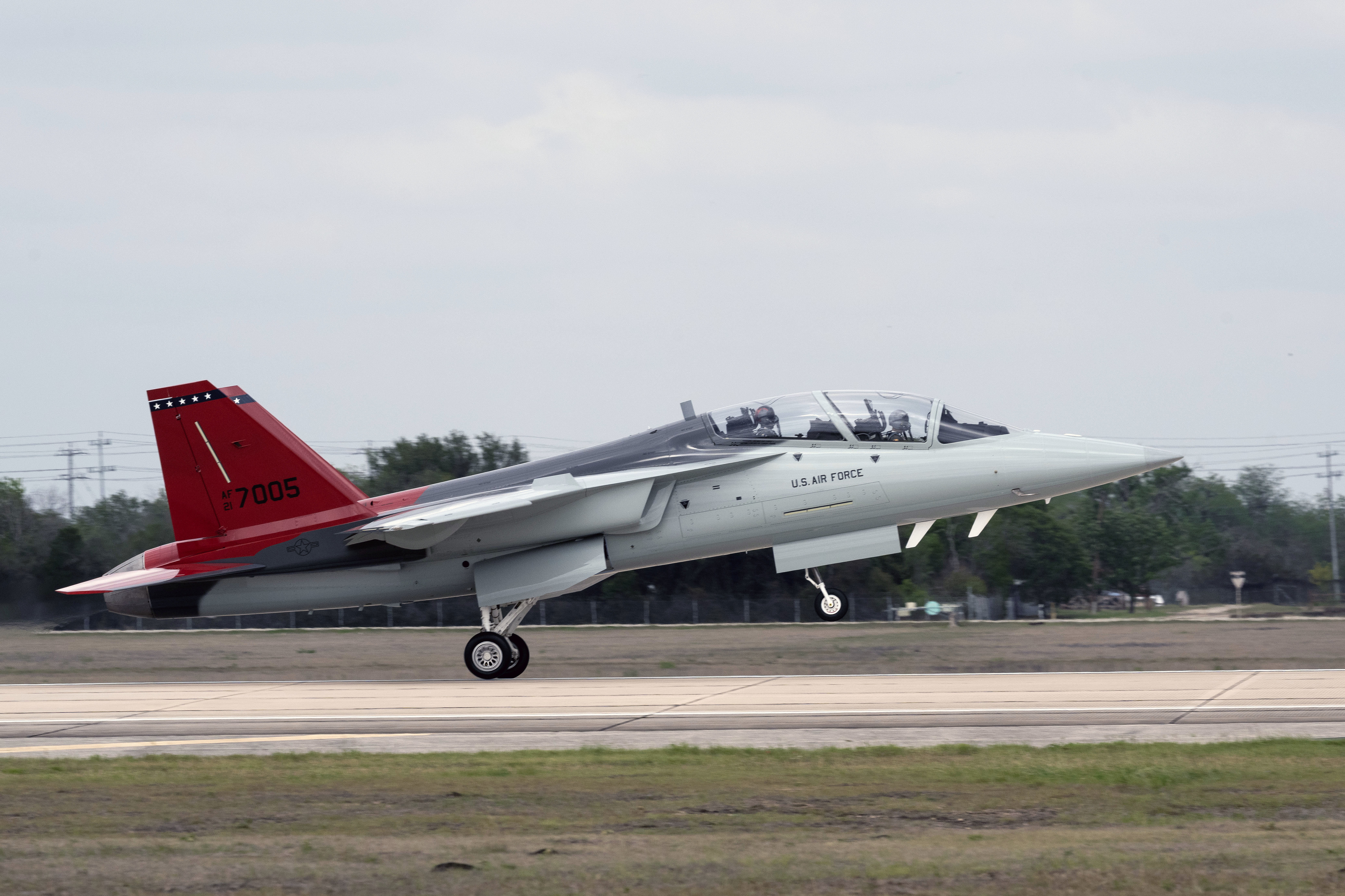 T＊　38 Northrop T-38 Talon - Wikipedia