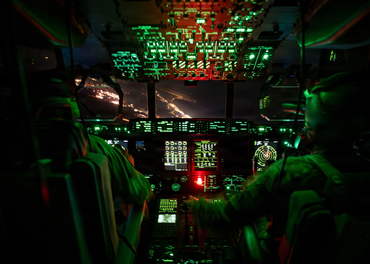 AC-130J Ghostrider pilots assigned to the 1st Special Operations Wing perform a defensive maneuver during exercise Emerald Warrior Spiral near Hurlburt Field, Fla., April 14, 2026. As the command’s premier annual training exercise, Emerald Warrior Spiral certifies Air Force Special Operations Command’s ability to provide the joint force flexible, agile and responsive specialized airpower. (U.S. Air Force photo by Airman 1st Class Isabel Tanner)