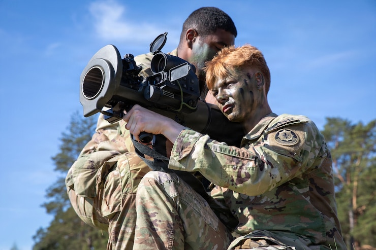 U.S. Soldiers in 2d Cavalry Regiment receive anti-tank weapons training for a live fire event