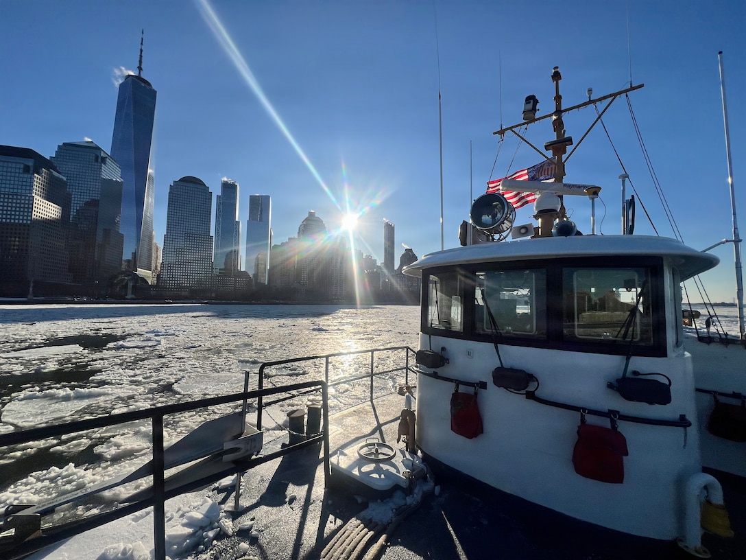 The Coast Guard Cutter Hawser successfully broke ice and freed the NYPD Harbor David after the vessel became beset near Pier 86 on the Hudson River while underway January 27, 2026. Working alongside our local partners, Hawser ensured the NYPD vessel could safely reposition and continue operations. Coast Guard cutter Hawser is a 65 ft. Harbor Tug, homeported in Bayonne, NJ. It’s reinforced hull and primary role in breaking ice to keep vital waterways open for commerce in the Northeast harsh winter, while also supporting search and rescue and law enforcement year-round, particularly on Lake Champlain and the Hudson River. (U.S. Coast Guard video by Hawser Crew)