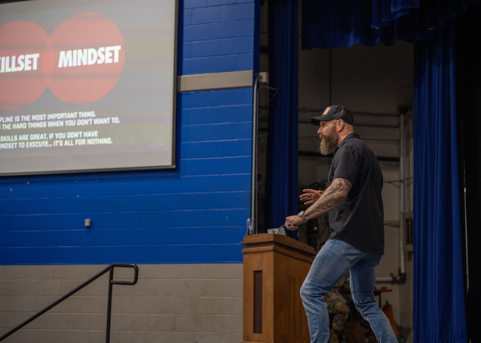 Airmen listen to guest speaker