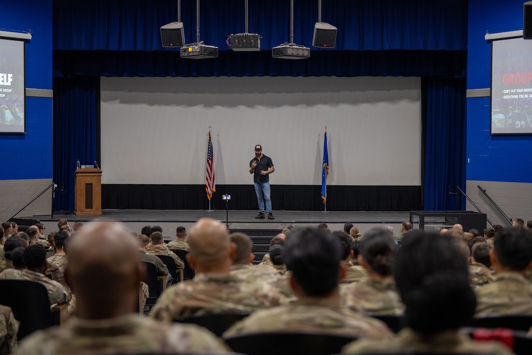 Airmen listen to guest speaker