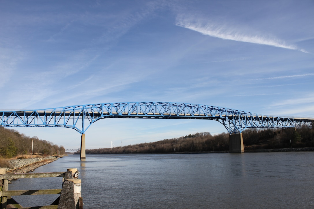 Photo of the Summit Bridge over the Chesapeake & Delaware Canal in New Castle County, Delaware.