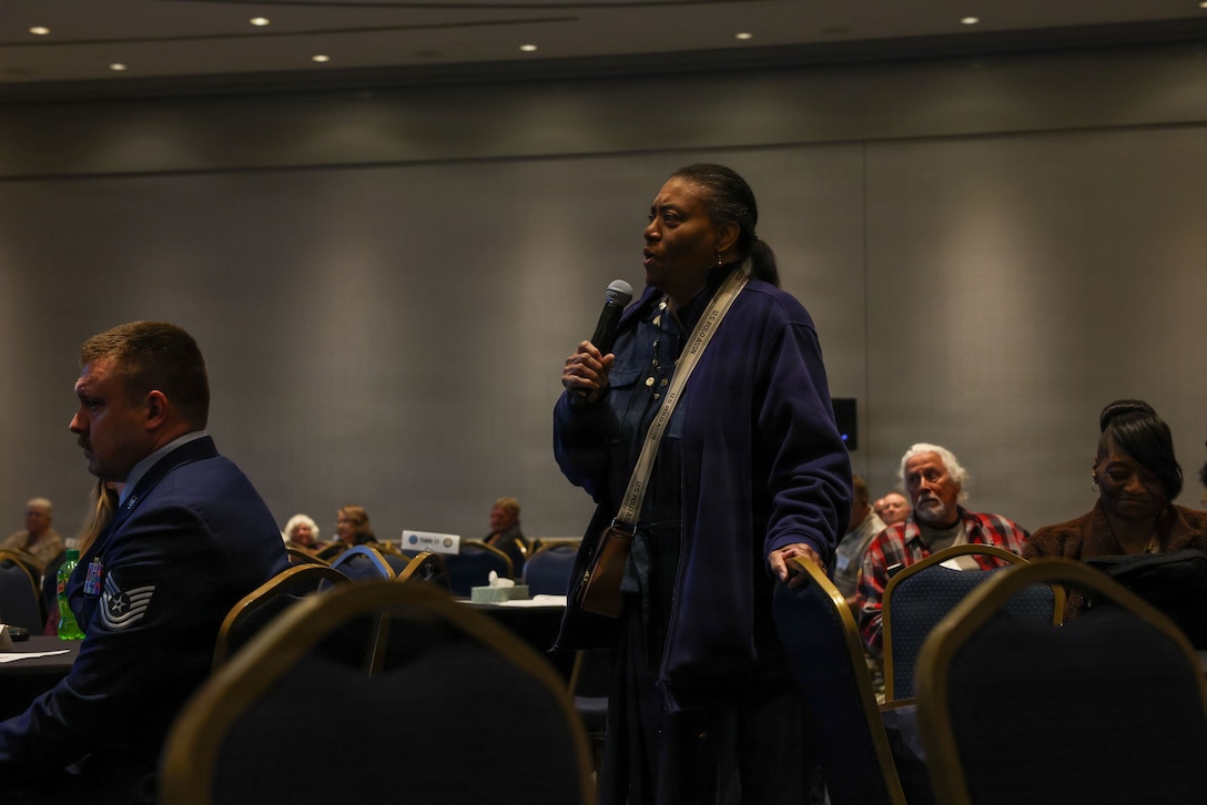 A family member speaks during the Defense POW/MIA Accounting Agency Family Member Update in Detroit, Mi., May 2, 2026.