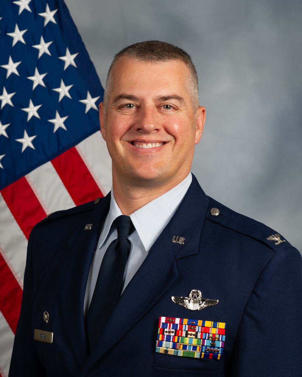 Official photo of military member