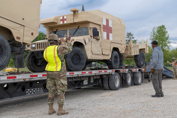 Army Reserve Soldiers support Guardian Response at Camp Atterbury, Ind.
