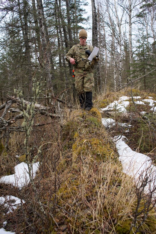 Army Guard offers full-ride scholarships for college-bound Alaskans