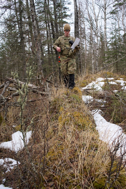 Army Guard offers full-ride scholarships for college-bound Alaskans
