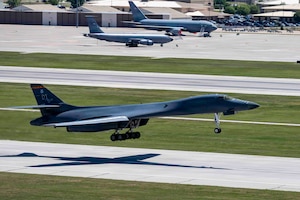 A B-1B Lancer from Dyess Air Force Base, Texas, takes off from McConnell Air Force Base, Kansas, May 11, 2026. The Lancer underwent a preemptive replacement of its Forward Intermediate Fuselage with Wichita State University’s National Institute for Aviation Research to extend the life of the B-1 and require fewer inspections moving forward. (U.S. Air Force photo by Staff Sgt. Joshua Hoskins)