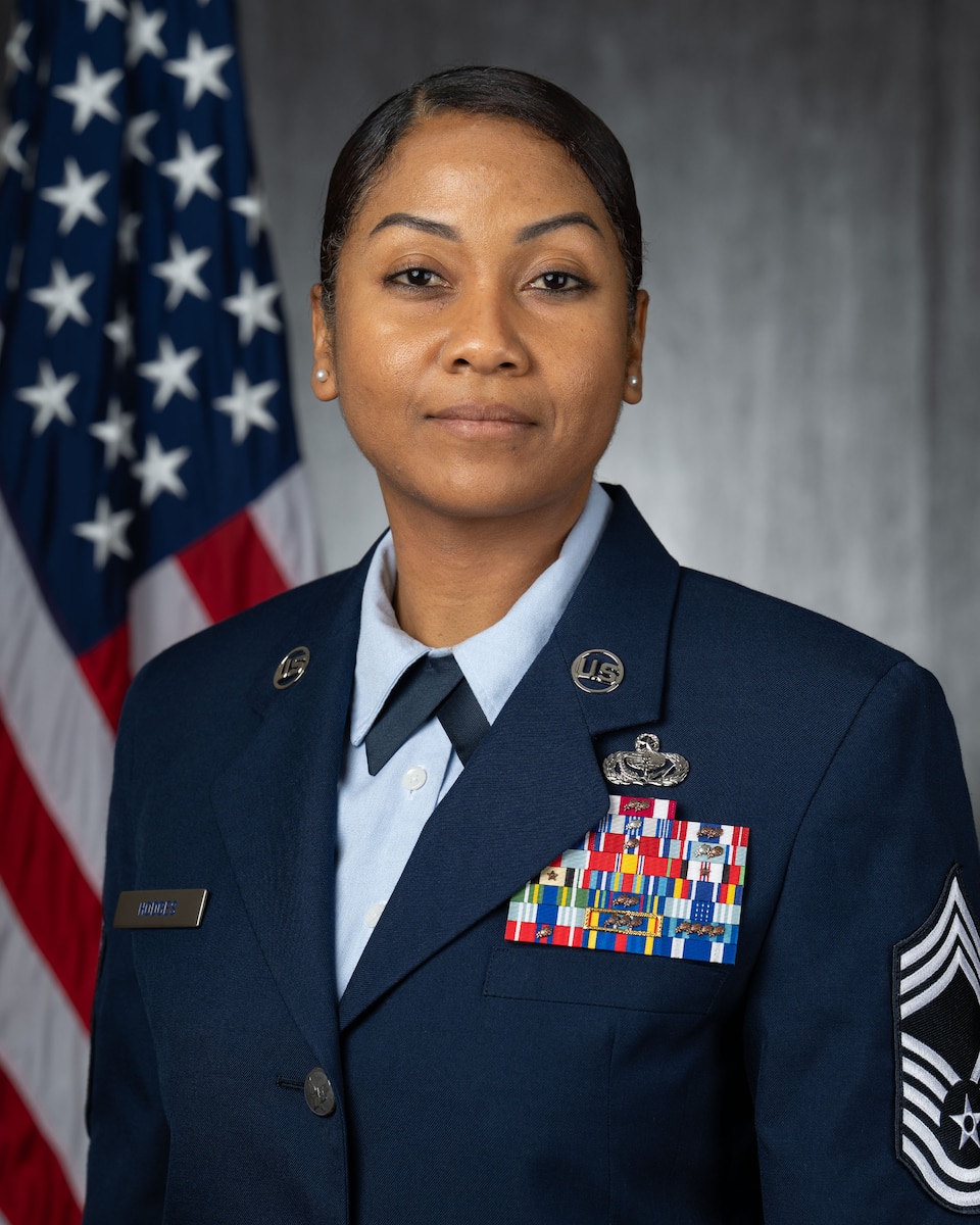 CMSgt Hodges Bio Photo