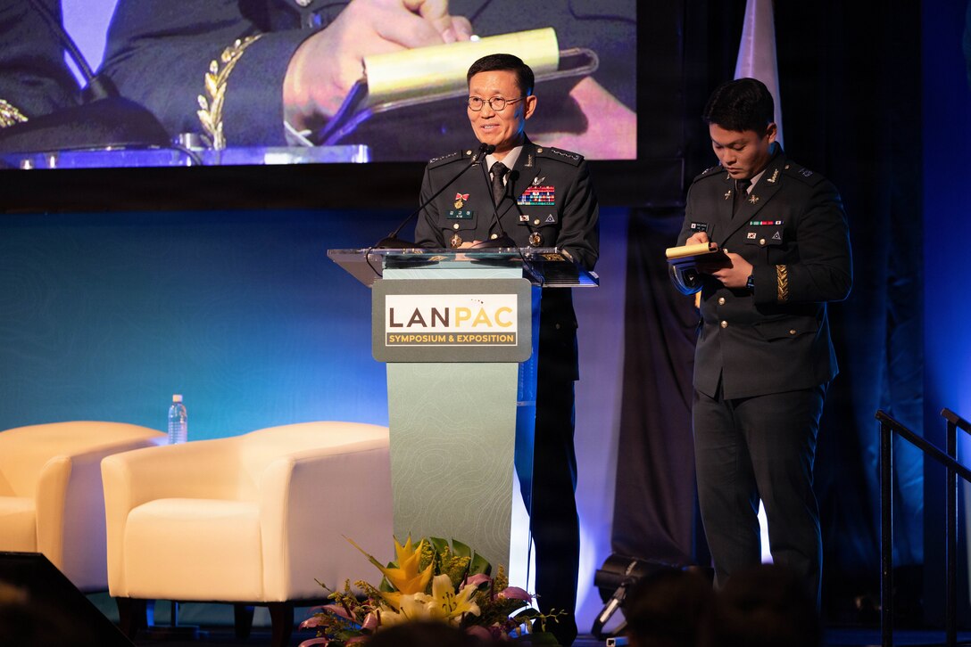 Gen. Kim Gyuha, Republic of Korea, chief of staff, served as a keynote speaker, engaging military leaders and partners, during the 2026 Land Forces Pacific Symposium and Exposition at the Sheraton Waikiki, May 12, 2026.