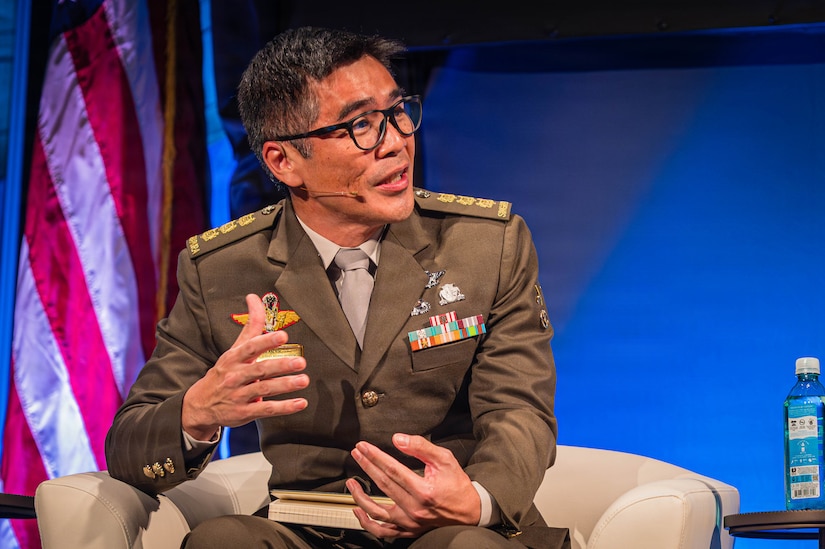 Panelists Discuss The Benefits of a Unified Army > U.S. Army