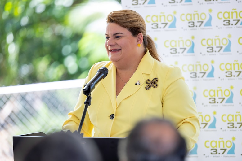 Governor Jenniffer González Colón delivers remarks during the groundbreaking ceremony for Contract 3 Phase 1 of the Caño Martín Peña Ecosystem Restoration Project in San Juan, Puerto Rico. The event marked the launch of a major construction phase aimed at restoring tidal flow, improving water quality, and enhancing environmental conditions for surrounding communities.