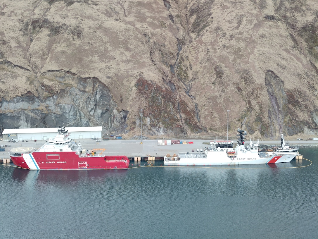 USCGC Storis (WAGB 21) and USCGC Waesche (WMSL 751) conduct a proof‑of‑concept fueling‑at‑sea evolution while moored in Dutch Harbor, Alaska, April 20, 2026. The successful evolution will enable Storis to stay on station longer and improve the U.S. presence in the Arctic. U.S. Coast Guard courtesy photo.