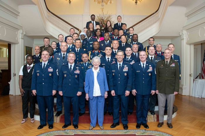 Alabama Gov. Kay Ivey poses for a group photo with Air Force Chief of Staff Gen. Kenneth S. Wilsbach and Lt. Gen. Daniel H. Tulley, Air University commander and president, alongside international military leaders, military leaders from the state of Alabama, and U.S. Air Force senior officers at the Governor’s Mansion in Montgomery, Alabama, April 9, 2026, during a gathering celebrating the International Honor Roll.