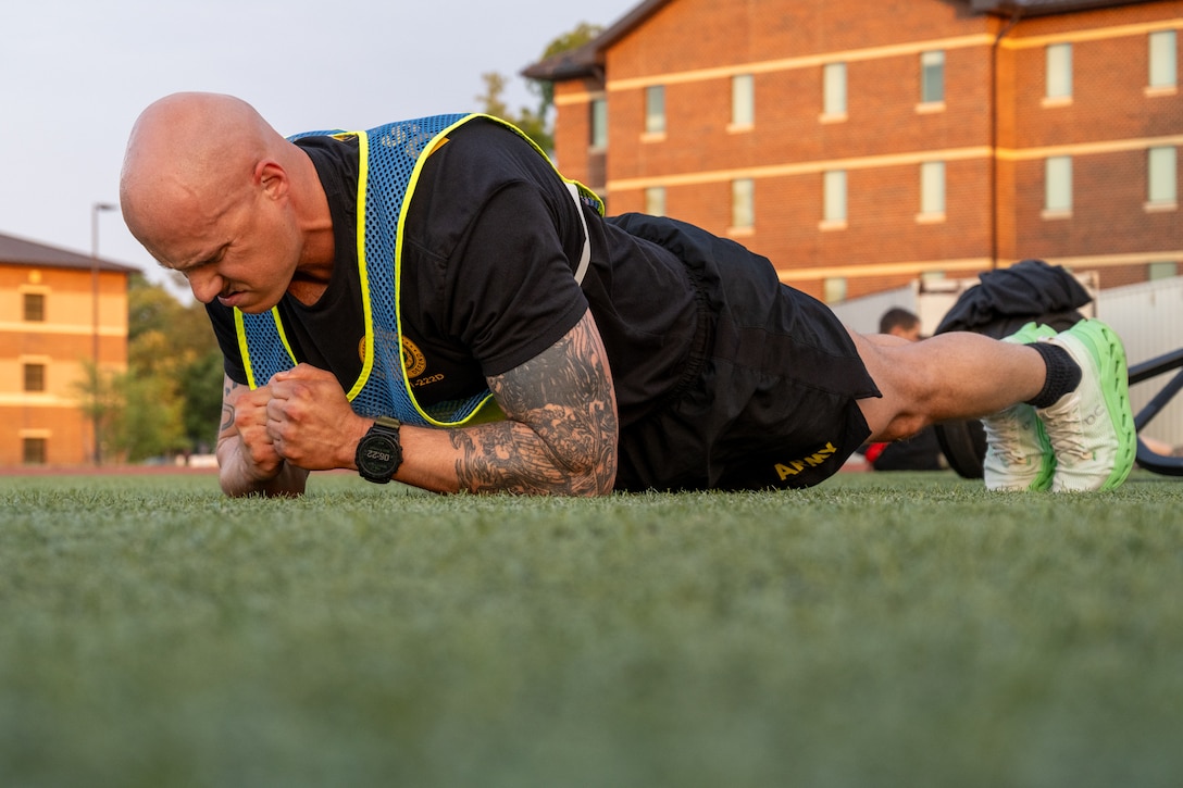 A U.S. Soldier does a plank.