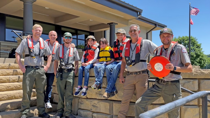 U.S. Army Corps of Engineers Nashville District park rangers and visitors at Cheatham Lake wear life jackets and inflatable life jackets May 15, 2026, in Ashland City, Tennessee, while participating in “Wear Your Life Jacket to Work Day.” (USACE Photo)