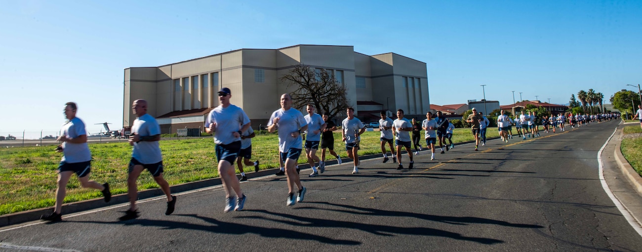 Airmen run during memorial run