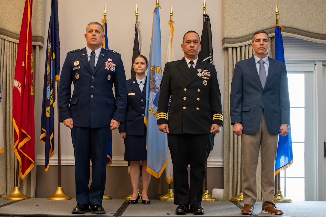 DLA Weapons Support marks leadership transition at Cherry Point