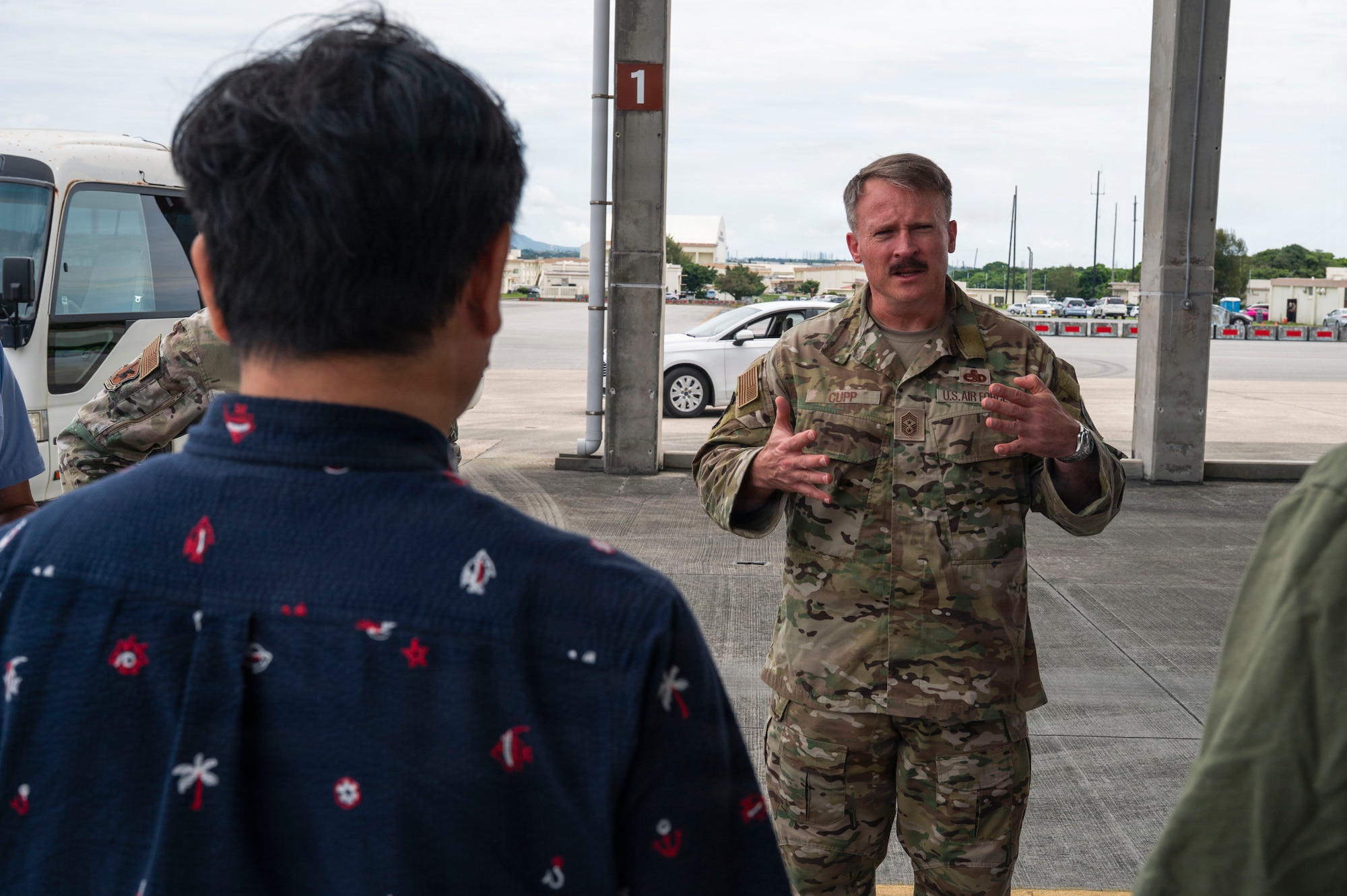 Members of the division toured an F-22 Raptor and F-35 Lightning II static display, where they learned about advanced aerial tactics as well as noise reduction techniques that pilots use on Okinawa to be considerate of residents. (U.S. Air Force photo by Senior Airman James Johnson)