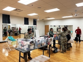 Last Thursday, May 7, 2026, 32 Soldiers from the Fort Riley Pregnancy and Postpartum Physical Training (P3T) program visited Whitside Fitness Center for a lending closet event that provided baby clothes, diapers, and essential items for growing families. 👶🍼❤️

The event helped ease financial stress for expecting parents while reinforcing the 1st Infantry Division’s commitment to caring for Soldiers, civilians, and families. Programs like this strengthen readiness by ensuring Big Red One families feel supported throughout every stage of parenthood.
This event was sponsored by the Division of Health and Holistic Fitness/Operation Victory Readiness Office.
