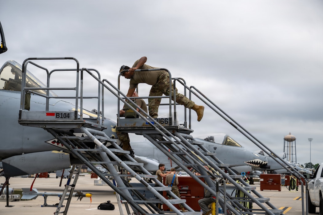 Maintainer working on an A-10C Thunderbolt II.