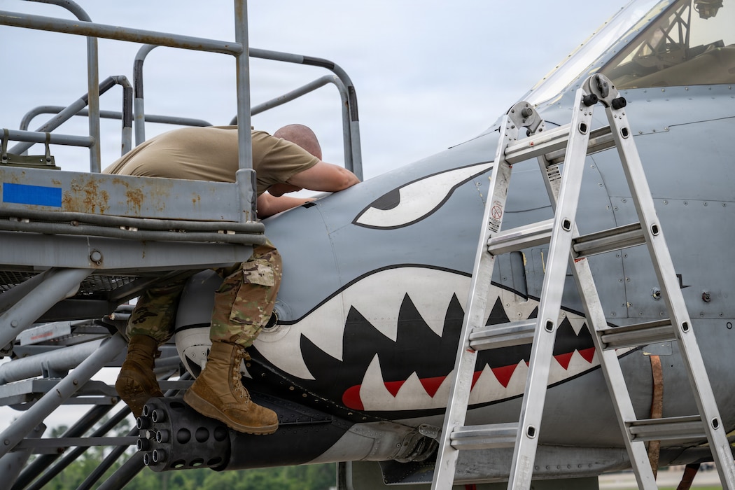 Maintainer working on an A-10C Thunderbolt II.