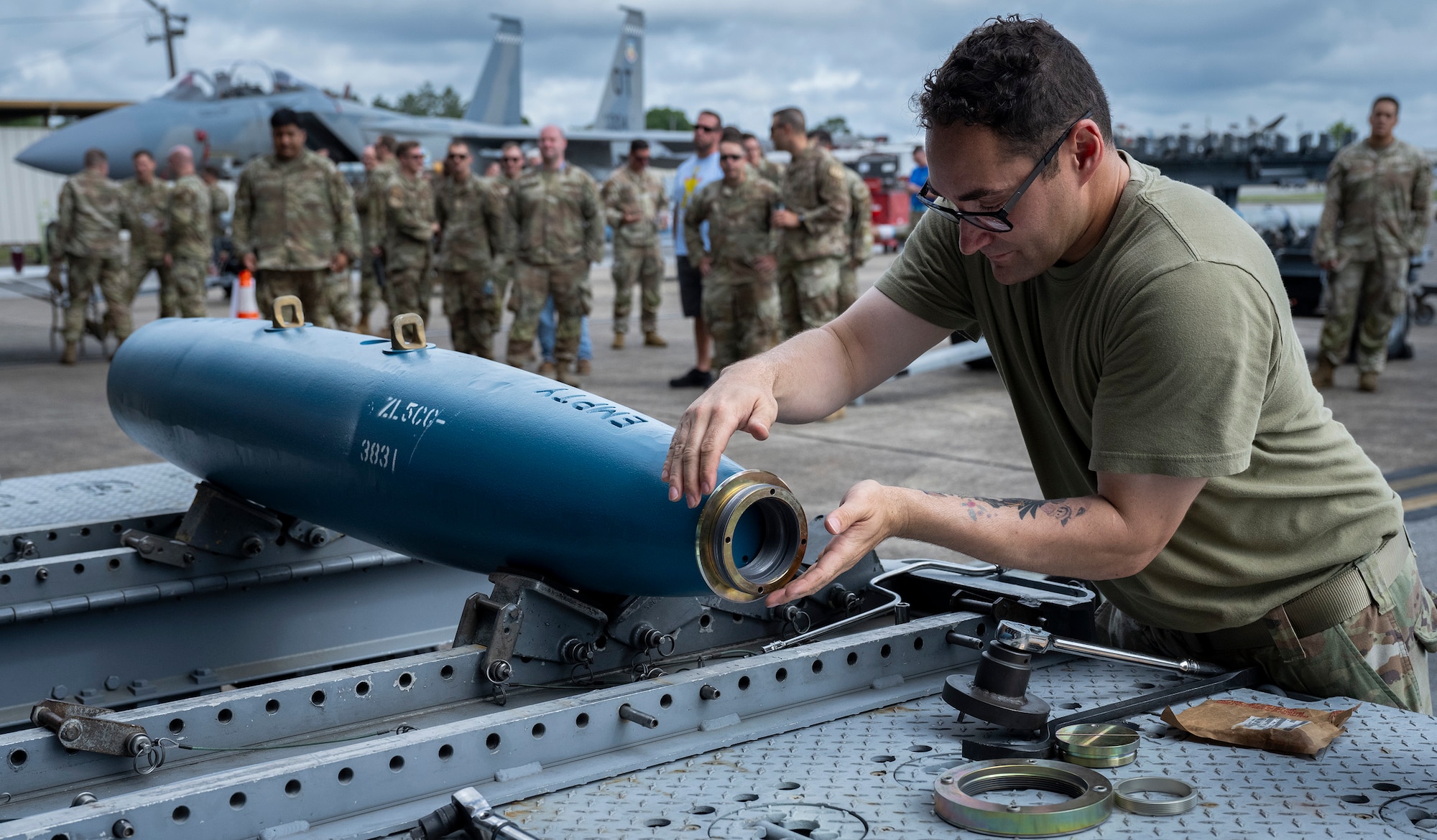 Team Eglin bomb build