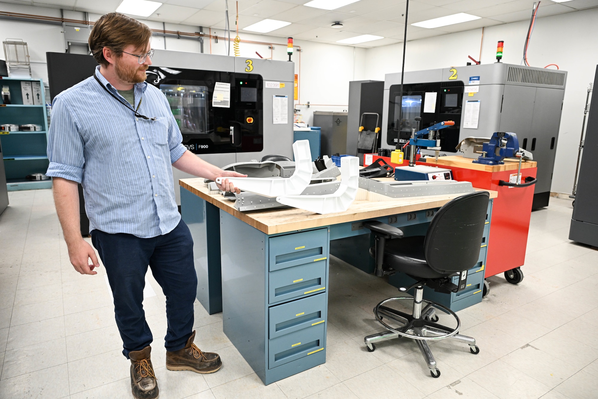 The 809th Maintenance Support Squadron’s RAPID Lab has closed a critical training gap for the F‑35 enterprise by reverse‑engineering and producing additively manufactured canopy frames, enabling maintainers to train on installing the aircraft’s flexible linear shape charge without waiting on delayed supplier deliveries.