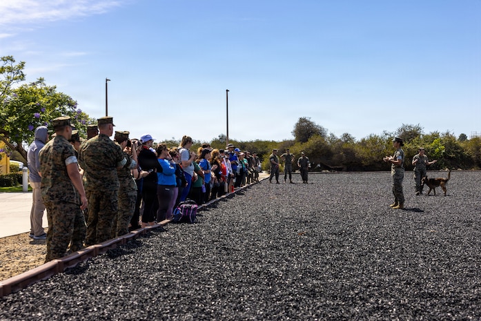 Educators and Community Influences from across Albuquerque, New Mexico and Texas visit MCRD San Diego
