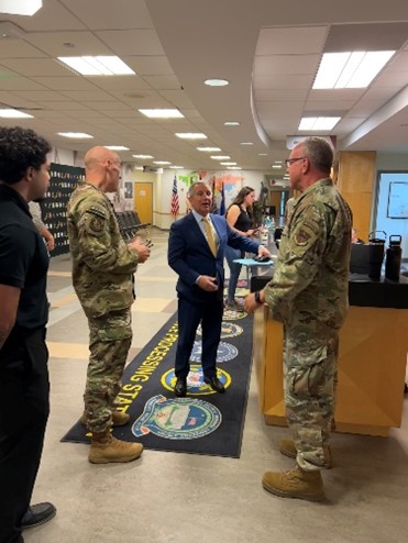 Pentagon official administers oath, recognizes joint recruiting success ...