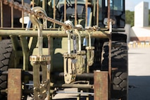 tie-down clamps hang