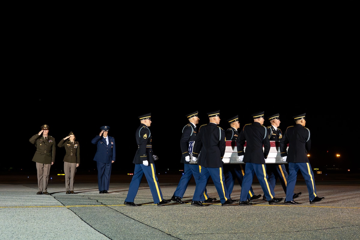 Army civilian Leonard A. Holmes honored in dignified transfer Aug. 31