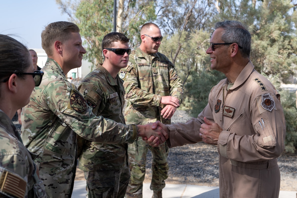 CSAF and CMSAF visit AOR