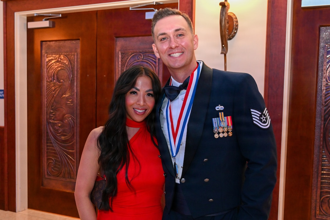 Airman pose for photo