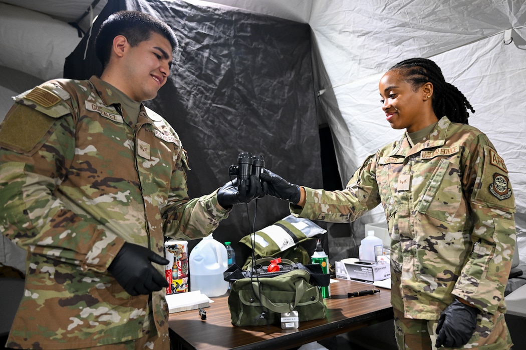 Service members serve