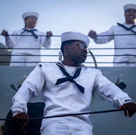 A Sailor aboard the Arleigh Burke-class guided-missile destroyer USS Jason Dunham (DDG 109) pepares to depart Naval Station Mayport to begin operations in support of its scheduled deployment, Aug. 28, 2026. Jason Dunham is a multi-mission surface combatant capable of conducting anti-air, anti-submarine, and anti-surface warfare operations. (U.S. Navy photo by Mass Communication Specialist 1st Class Keenan Daniels)