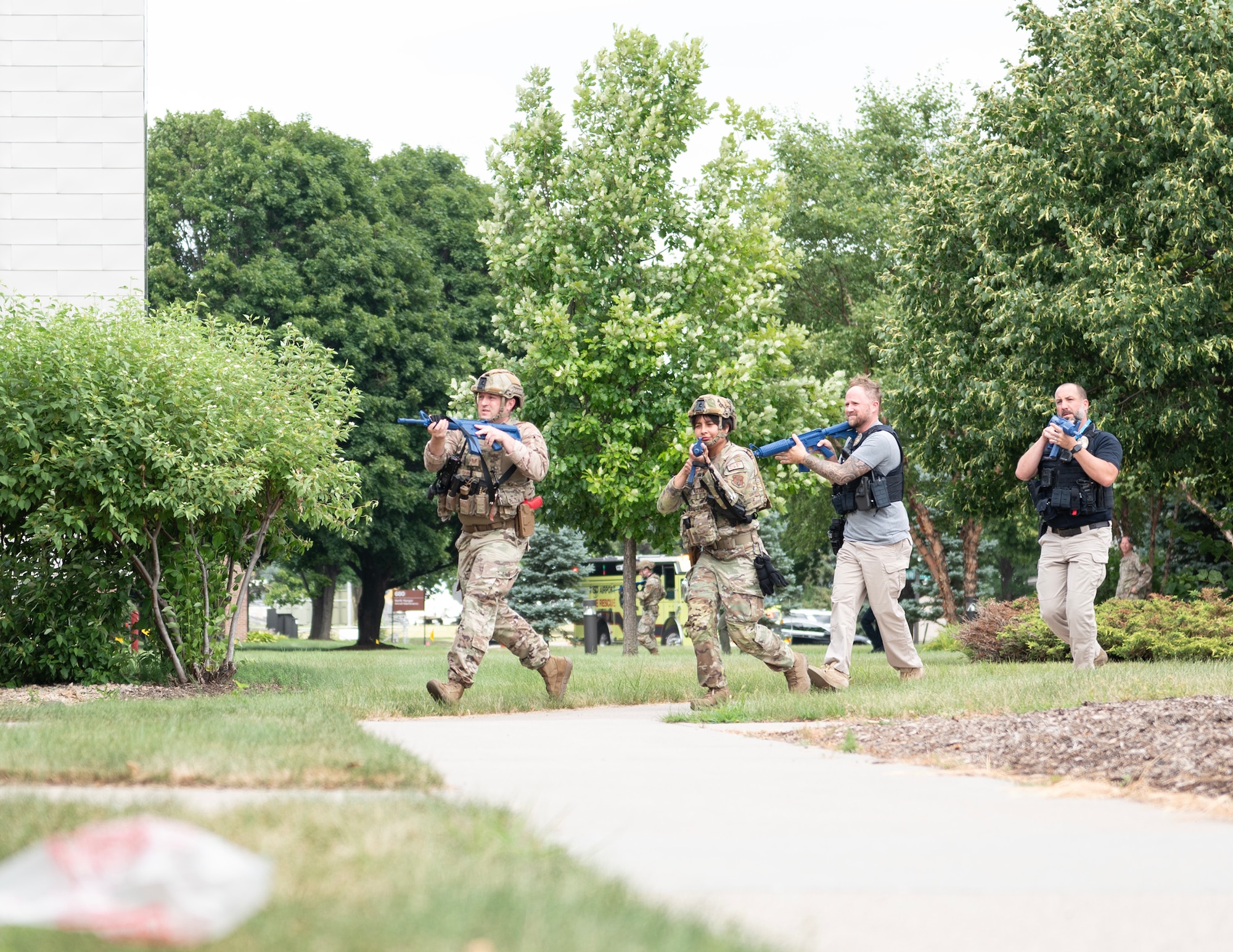 U.S. Air Force Airmen from the 133rd Security Forces Squadron and police officers from the Minneapolis-Saint Paul International Airport’s Police and Fire Departments respond to an active shooter exercise in St. Paul, Minn., July 20, 2026.