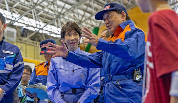 ATSUGI, Japan (Sept. 1, 2026) — Japanese Prime Minister Sanae Takaichi, left, and Kanagawa Gov. Yuji Kuroiwa participate in an automated external defibrillator (AED) demonstration during Big Rescue Kanagawa 2026 at the Kanagawa Prefectural Comprehensive Disaster Prevention Center and Fire Academy. Big Rescue Kanagawa is a large-scale, multi-agency disaster-response exercise jointly organized by Kanagawa Prefecture and Atsugi City to rehearse patient reception, bilateral triage, and emergency response operations. (U.S. Navy photo by Daniel Taylor/USNMRTC Yokosuka Public Affairs)